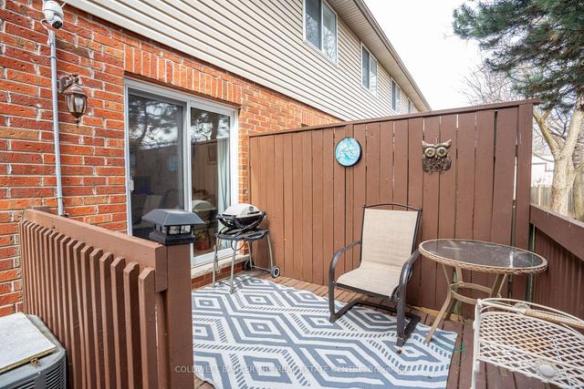 10 - 6263 Valley Way, Townhouse with 3 bedrooms, 3 bathrooms and 2 parking in Niagara Falls ON | Image 9