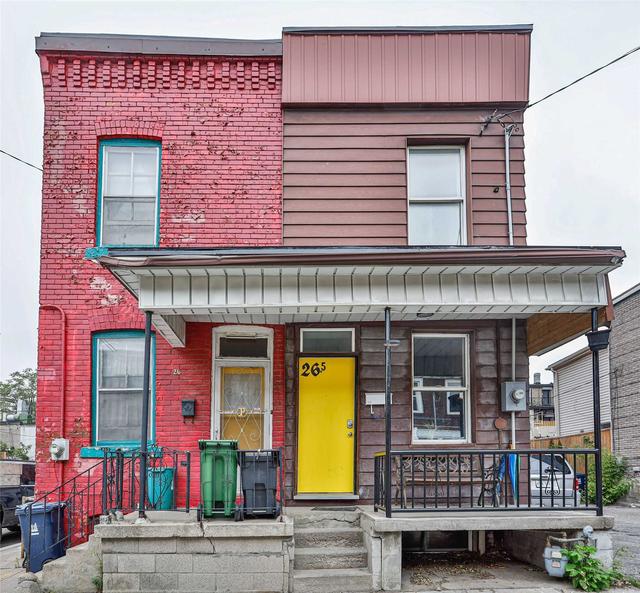 26.5 Glasgow St, House semidetached with 4 bedrooms, 3 bathrooms and 0 parking in Toronto ON | Image 1