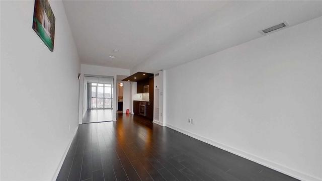 942c - 15 Iceboat Terr, Condo with 0 bedrooms, 1 bathrooms and 0 parking in Toronto ON | Image 3