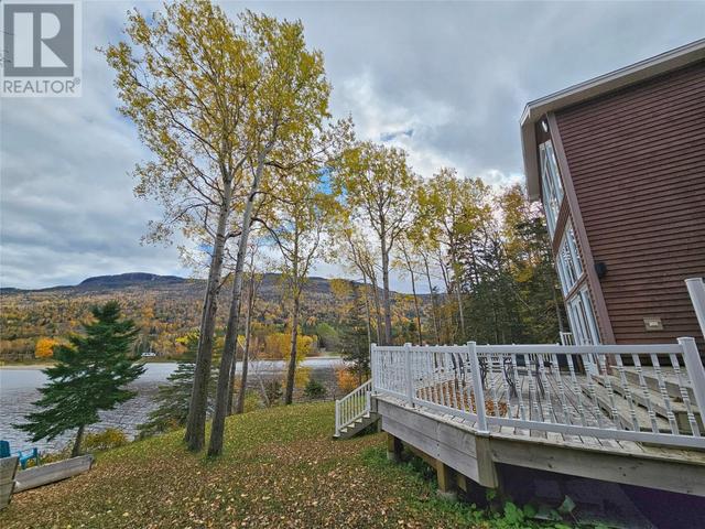 18 Lakeside Drive, House detached with 4 bedrooms, 3 bathrooms and null parking in Division No.  5, Subd. F NL | Image 11