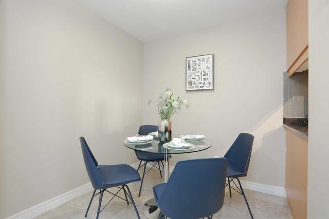 306 - 55 Bloor St E, Condo with 1 bedrooms, 2 bathrooms and 1 parking in Toronto ON | Image 4