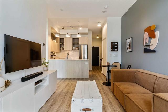 202 - 200 Sackville St, Condo with 1 bedrooms, 1 bathrooms and 1 parking in Toronto ON | Image 6