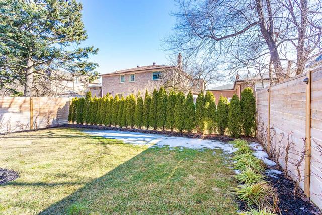 63 Mcgillivray Ave, House detached with 4 bedrooms, 5 bathrooms and 5 parking in Toronto ON | Image 19