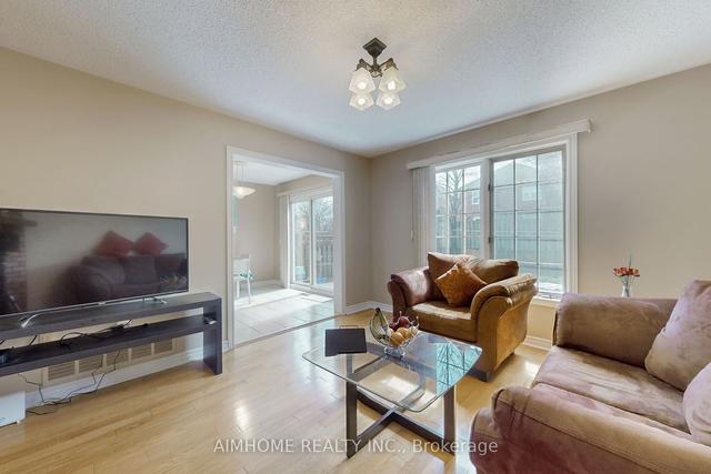 2502 Burnford Tr, House detached with 4 bedrooms, 3 bathrooms and 4 parking in Mississauga ON | Image 10