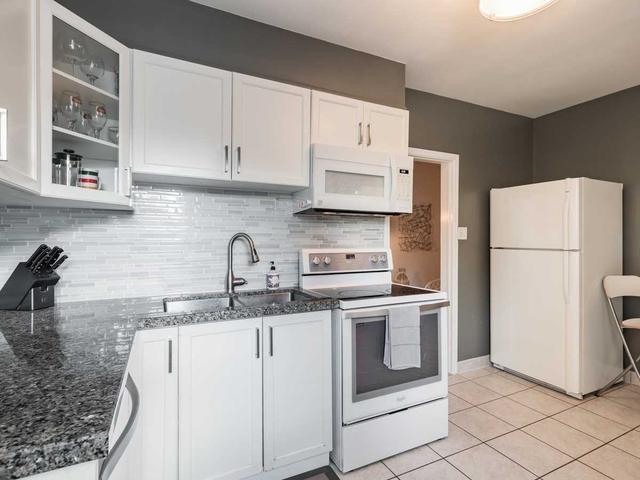 91 Wolverleigh Blvd, House semidetached with 3 bedrooms, 2 bathrooms and 3 parking in Toronto ON | Image 26