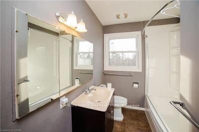 7269 Westminster Dr, House detached with 3 bedrooms, 2 bathrooms and 10 parking in London ON | Image 9