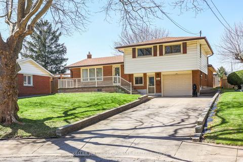 6877 Fairlawn Cres, House detached with 3 bedrooms, 2 bathrooms and 5 parking in Niagara Falls ON | Card Image