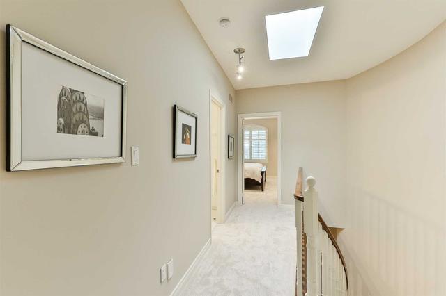 94 Pleasant Blvd, Townhouse with 3 bedrooms, 3 bathrooms and 2 parking in Toronto ON | Image 15