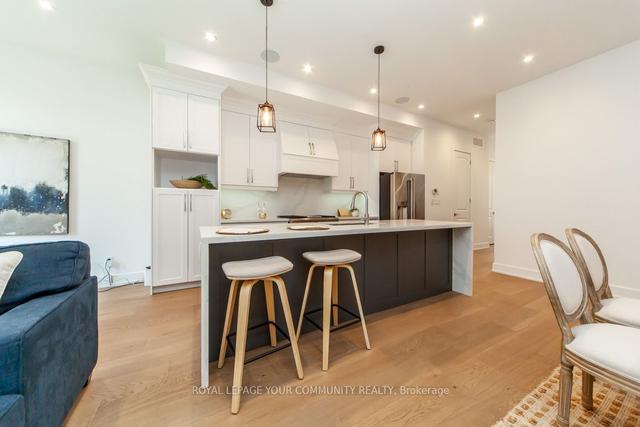 68 Twenty Fourth St, House detached with 4 bedrooms, 5 bathrooms and 2 parking in Toronto ON | Image 6