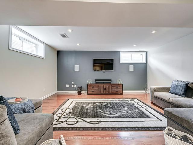 83 Sorrento St, House attached with 3 bedrooms, 3 bathrooms and 3 parking in Kitchener ON | Image 24