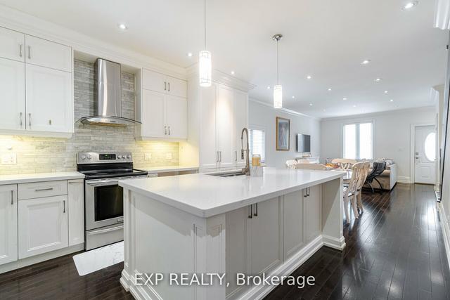 240 Rosethorn Ave, House detached with 3 bedrooms, 4 bathrooms and 4 parking in Toronto ON | Image 2