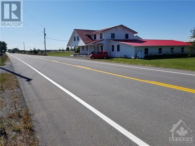 3896 8th Line Road, House detached with 5 bedrooms, 2 bathrooms and 30 parking in Ottawa ON | Image 11