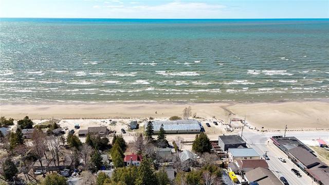 9 Lakeshore Boulevard S, House detached with 2 bedrooms, 1 bathrooms and 4 parking in South Bruce Peninsula ON | Image 46