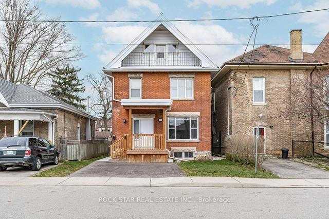 58 Victoria St, House detached with 4 bedrooms, 3 bathrooms and 2 parking in Brantford ON | Image 1