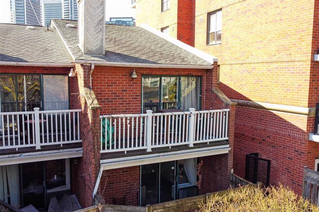 a - 168 Niagara St, Townhouse with 1 bedrooms, 1 bathrooms and 1 parking in Toronto ON | Image 18