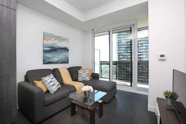 2701 - 8 Eglinton Ave E, Condo with 1 bedrooms, 2 bathrooms and 1 parking in Toronto ON | Image 5