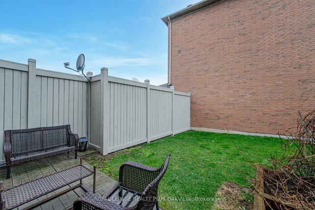 42 - 470 Beach Blvd, Townhouse with 3 bedrooms, 3 bathrooms and 2 parking in Hamilton ON | Image 31