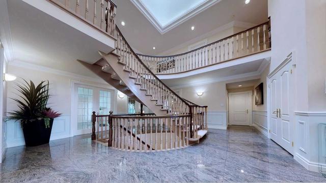 8 Lawnview Dr, House detached with 5 bedrooms, 7 bathrooms and 9 parking in Toronto ON | Image 36