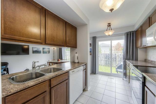 81 - 2350 Grand Ravine Dr, Townhouse with 3 bedrooms, 2 bathrooms and 1 parking in Oakville ON | Image 8