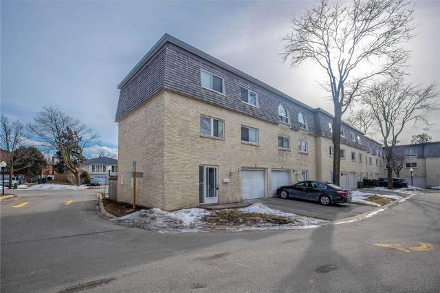 2 Courville Coach Way, Townhouse with 4 bedrooms, 3 bathrooms and 2 parking in Toronto ON | Image 16