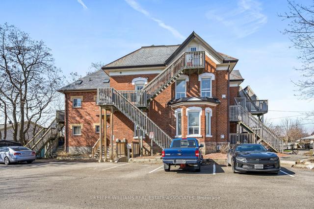 3 - 75 Mcintyre Cres, Condo with 2 bedrooms, 1 bathrooms and 2 parking in Halton Hills ON | Image 20