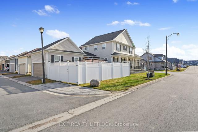 68 Flitton Ave, House detached with 3 bedrooms, 4 bathrooms and 4 parking in Peterborough ON | Image 25
