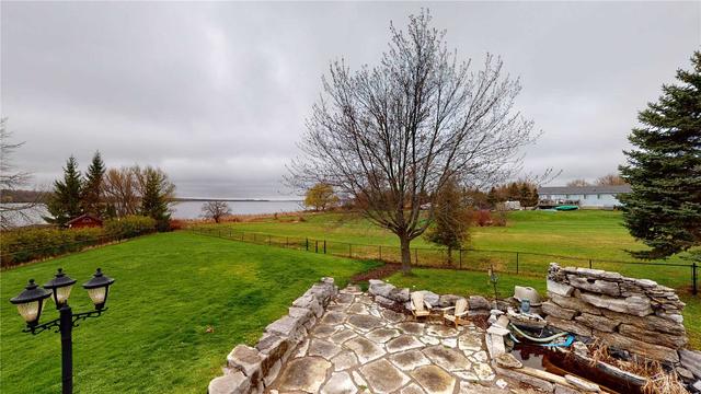 22 Sparrow Crt, House detached with 2 bedrooms, 3 bathrooms and 8 parking in Kawartha Lakes ON | Image 12