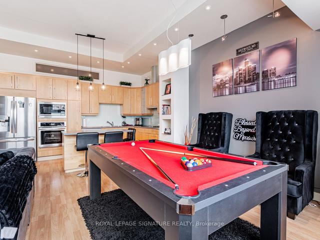 517 - 155 Dalhousie St, Condo with 2 bedrooms, 2 bathrooms and 1 parking in Toronto ON | Image 4