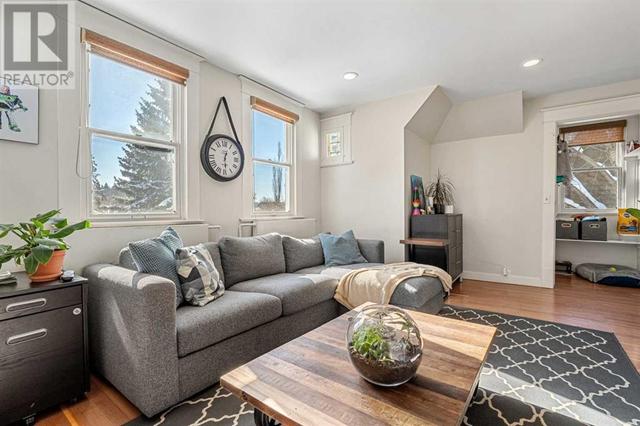 603 Hillcrest Avenue Sw, House detached with 3 bedrooms, 3 bathrooms and 9 parking in Calgary AB | Image 15