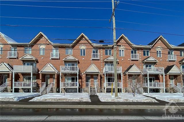 3265 St Joseph Boulevard, House attached with 3 bedrooms, 3 bathrooms and 1 parking in Ottawa ON | Image 1