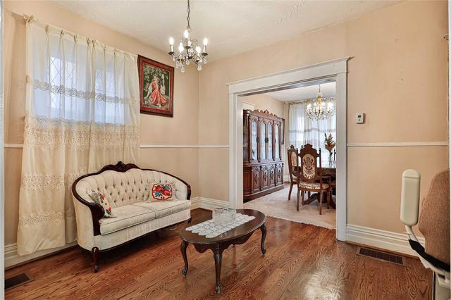 475 Grace St, House semidetached with 5 bedrooms, 2 bathrooms and 0 parking in Toronto ON | Image 36