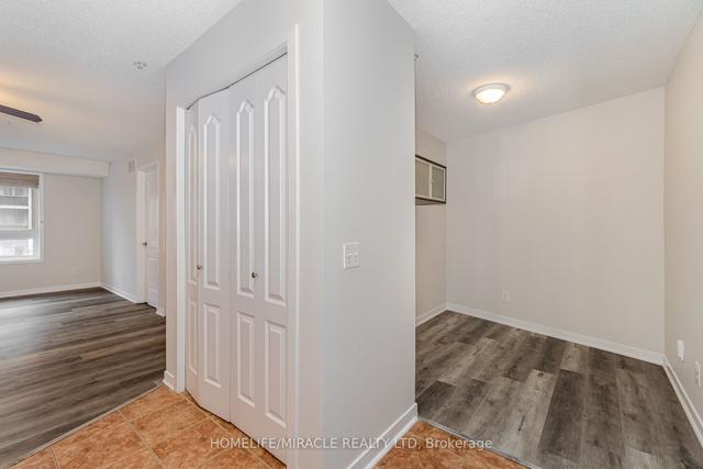 1221 - 8 Dayspring Circ, Condo with 2 bedrooms, 2 bathrooms and 1 parking in Brampton ON | Image 35