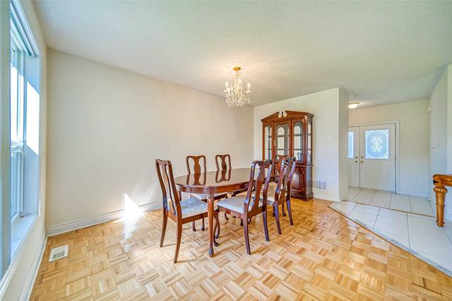 22 Ramsgate Crt, House detached with 3 bedrooms, 3 bathrooms and 7 parking in Markham ON | Image 31
