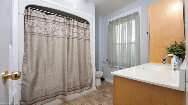 37 Huron Street, House detached with 3 bedrooms, 1 bathrooms and 6 parking in Brantford ON | Image 12