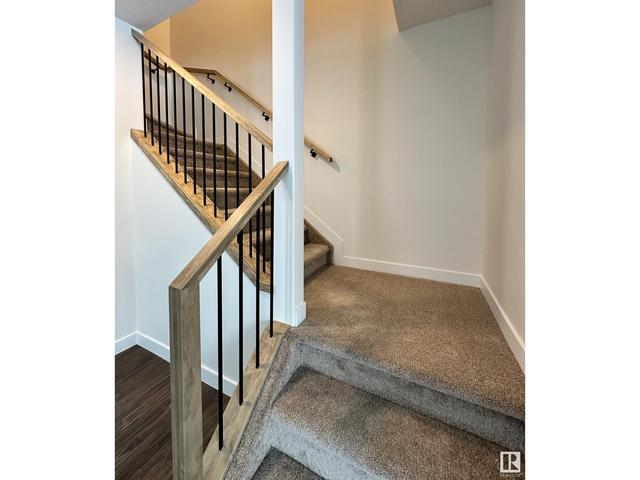 7744 Yorke Me Nw Nw, House attached with 4 bedrooms, 3 bathrooms and 4 parking in Edmonton AB | Image 20