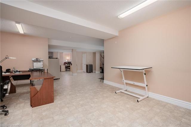 1363 Sierra Avenue, House detached with 2 bedrooms, 3 bathrooms and 8 parking in Kingston ON | Image 32