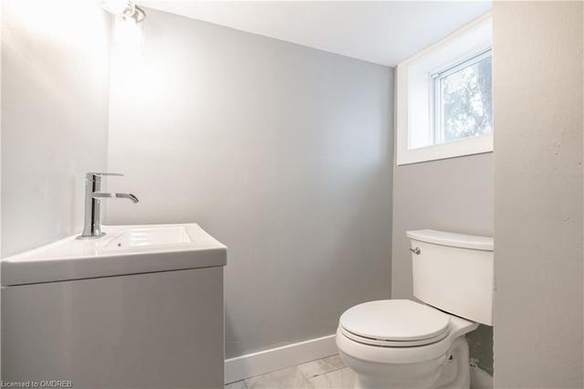 1233 Coric Ave, House detached with 2 bedrooms, 2 bathrooms and 3 parking in Burlington ON | Image 10