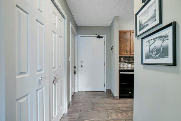 303 - 7031 Gray Drive, Condo with 2 bedrooms, 1 bathrooms and 1 parking in Red Deer AB | Image 15
