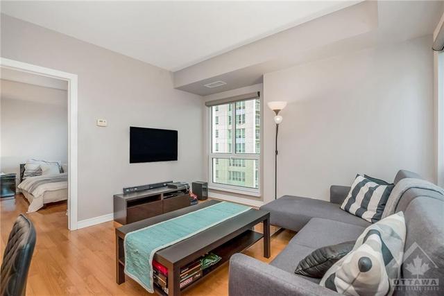1009 - 200 Rideau Street, Condo with 2 bedrooms, 2 bathrooms and null parking in Ottawa ON | Image 8