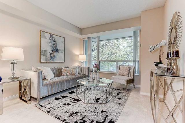 205 - 8 Pemberton Ave, Condo with 2 bedrooms, 2 bathrooms and 1 parking in Toronto ON | Image 5
