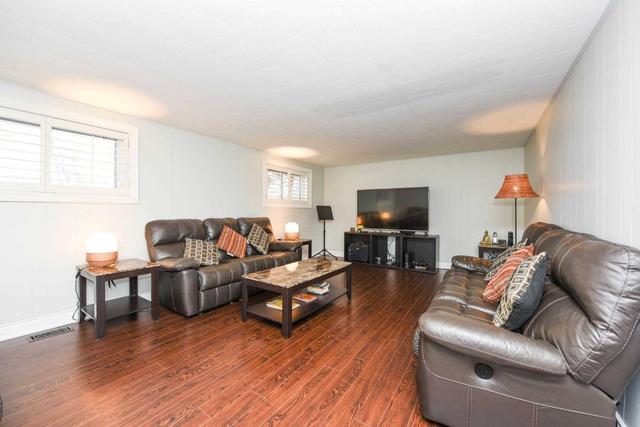 1080 Manorwood Dr, House detached with 3 bedrooms, 2 bathrooms and 5 parking in Burlington ON | Image 13