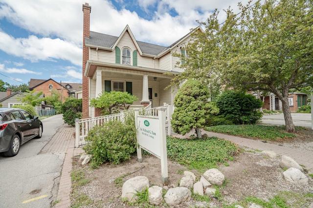 488 Locust St, House detached with 9 bedrooms, 2 bathrooms and 10 parking in Burlington ON | Image 22