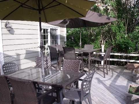 34 Earl St, House detached with 2 bedrooms, 2 bathrooms and 5 parking in Mississauga ON | Image 6