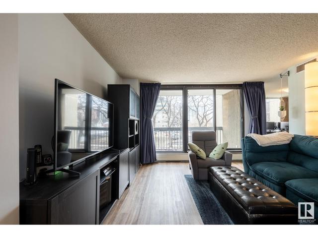 202 - 9921 104 St Nw, Condo with 2 bedrooms, 1 bathrooms and 1 parking in Edmonton AB | Image 14