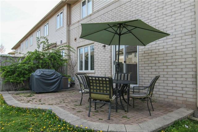 1253 Westview Terr, House semidetached with 3 bedrooms, 4 bathrooms and 2 parking in Oakville ON | Image 9