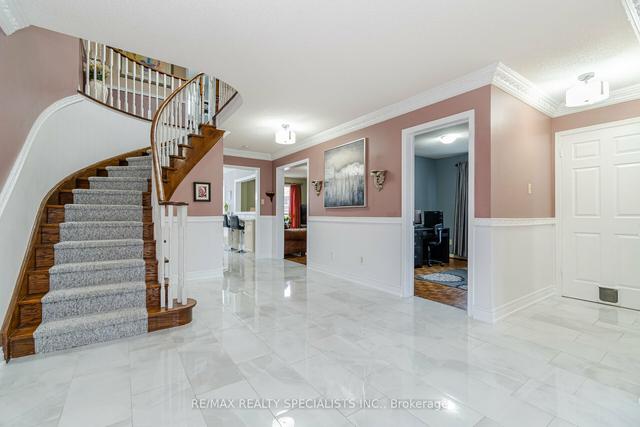 26 St George's Pl, House detached with 4 bedrooms, 4 bathrooms and 8 parking in Brampton ON | Image 8