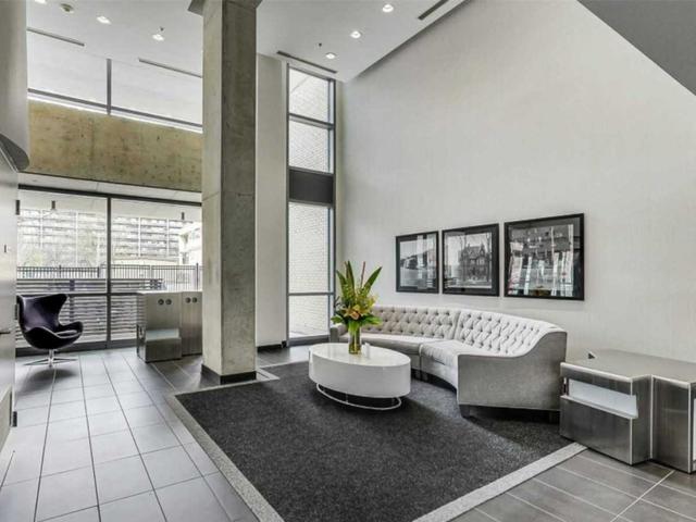 601 - 285 Mutual St, Condo with 2 bedrooms, 2 bathrooms and 1 parking in Toronto ON | Image 25
