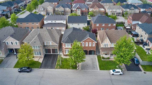 1 O'shea Cres, House detached with 4 bedrooms, 4 bathrooms and 4 parking in Ajax ON | Image 30