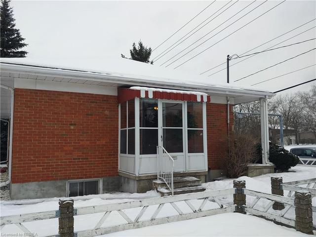 371 West Street, House detached with 2 bedrooms, 1 bathrooms and 2 parking in Brantford ON | Image 20