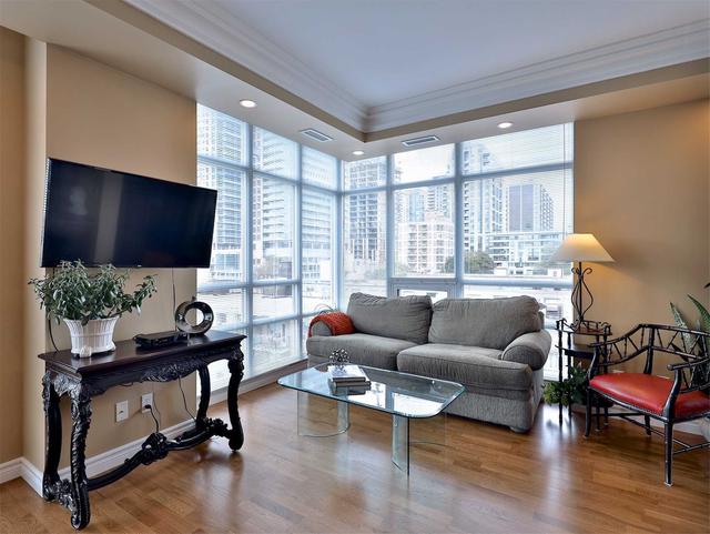 602 - 900 Mount Pleasant Rd, Condo with 2 bedrooms, 3 bathrooms and 2 parking in Toronto ON | Image 15